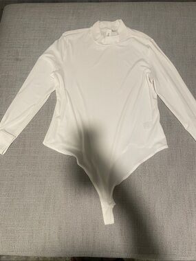 H&M White Long Sleeve Mock Neck Bodysuit